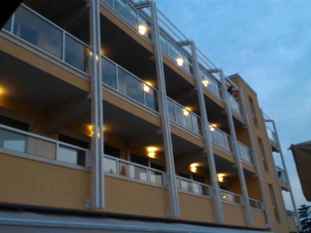 Hotel Bisesti ***S Garda  Kültér fotó