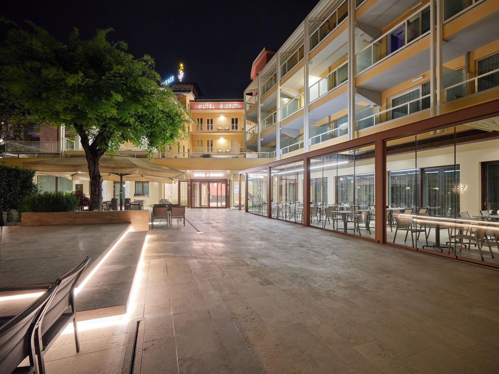 Hotel Bisesti ***S Garda  Kültér fotó