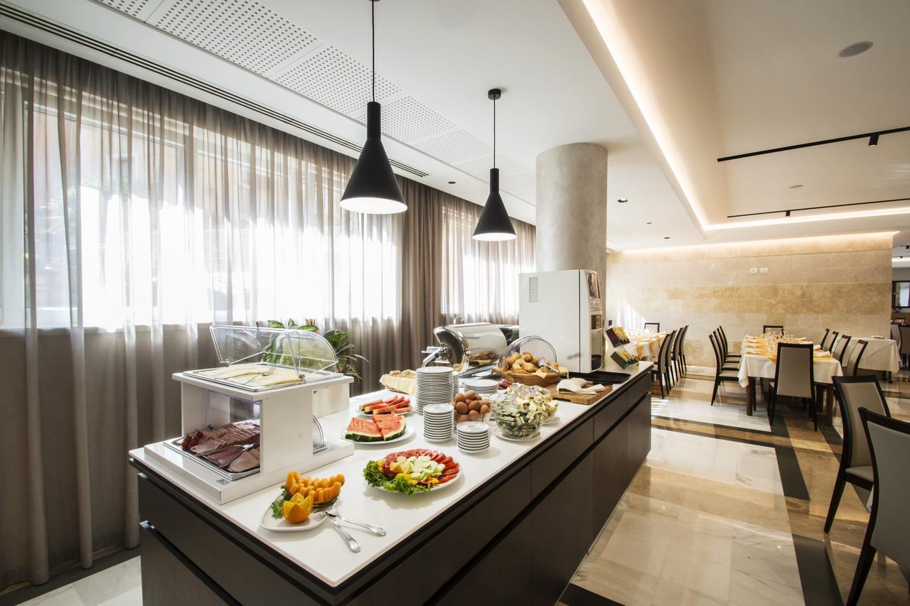 Hotel Bisesti ***S Garda  Kültér fotó