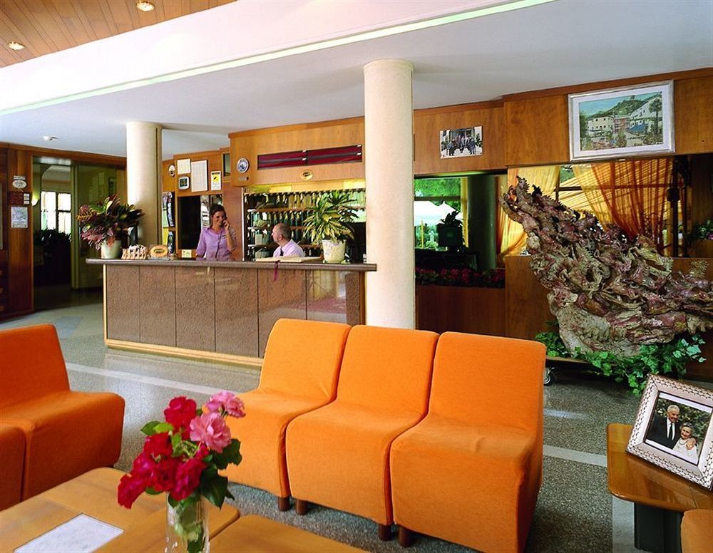 Hotel Bisesti ***S Garda  Kültér fotó